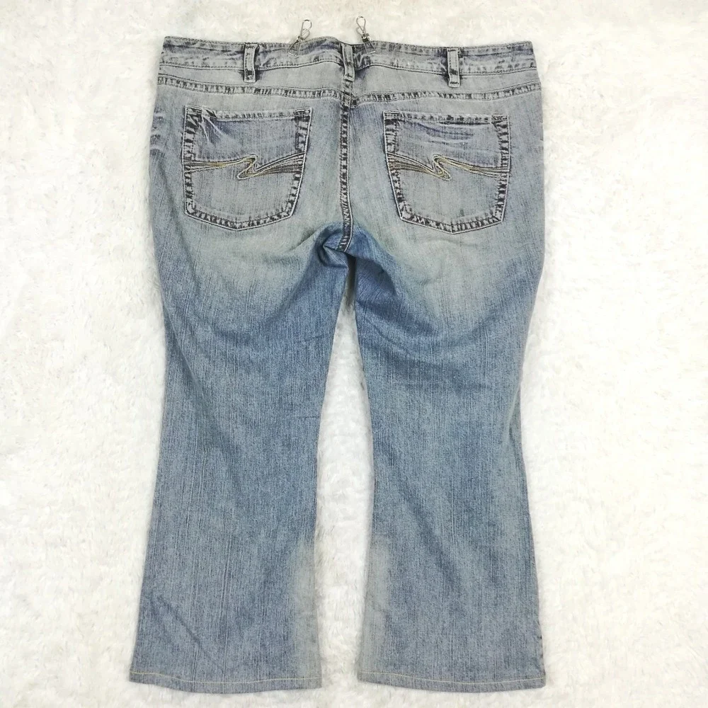 Silver Jeans Womens Aiko Boot Cut Blue Denim Light Wash Mid Rise Plus Short 22 - Picture 2 of 10